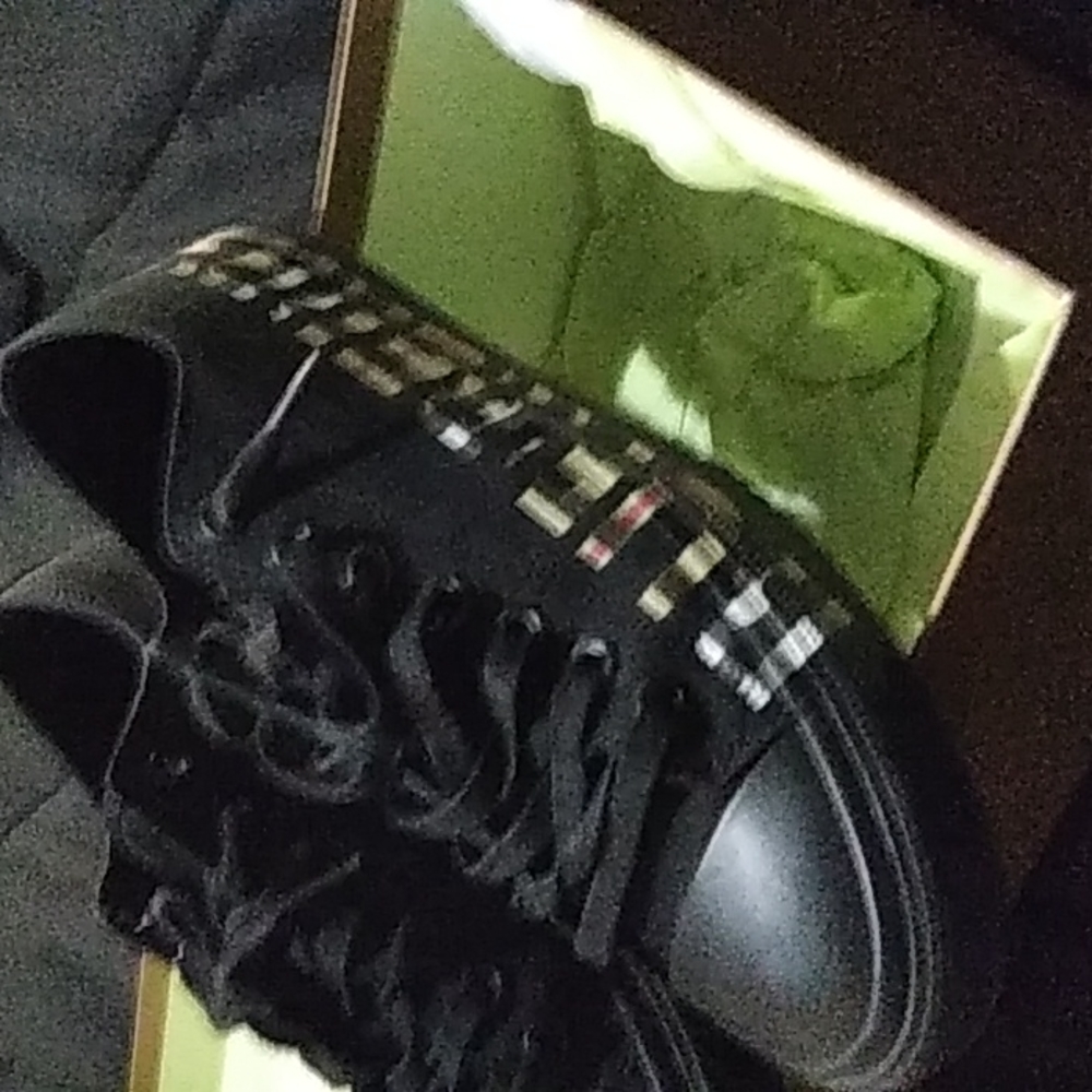 COPY - Burberry shoes - Picture 4 of 4